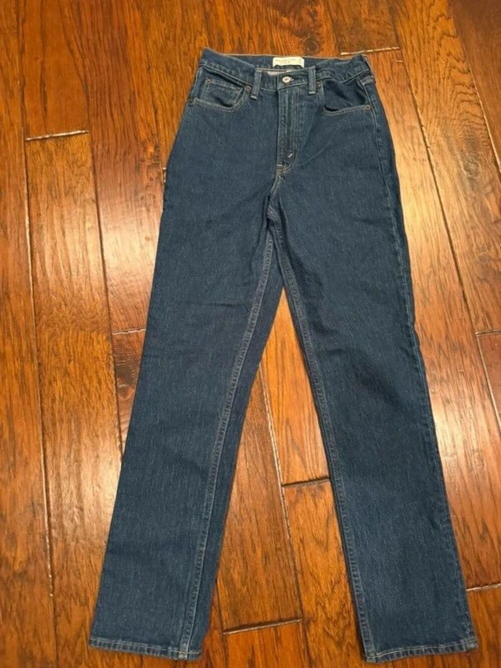 Abercrombie and Fitch women’s curve love 90’s straight ultra high rise jeans 26